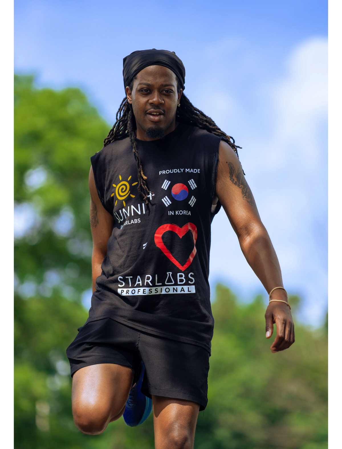 Black StarLabs professional sleeveless shirt with front graphics and proudly made design